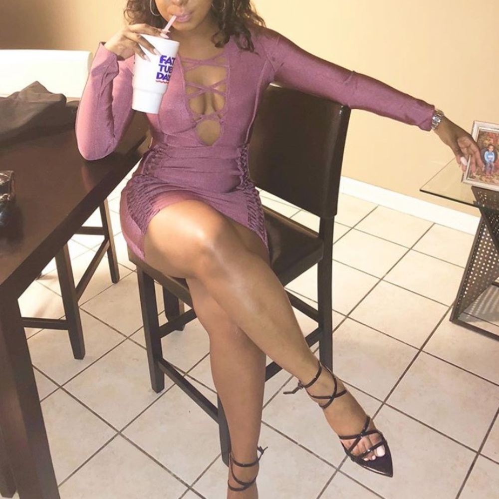 Fashion nova maybe lace dress 😍 fits size 10!